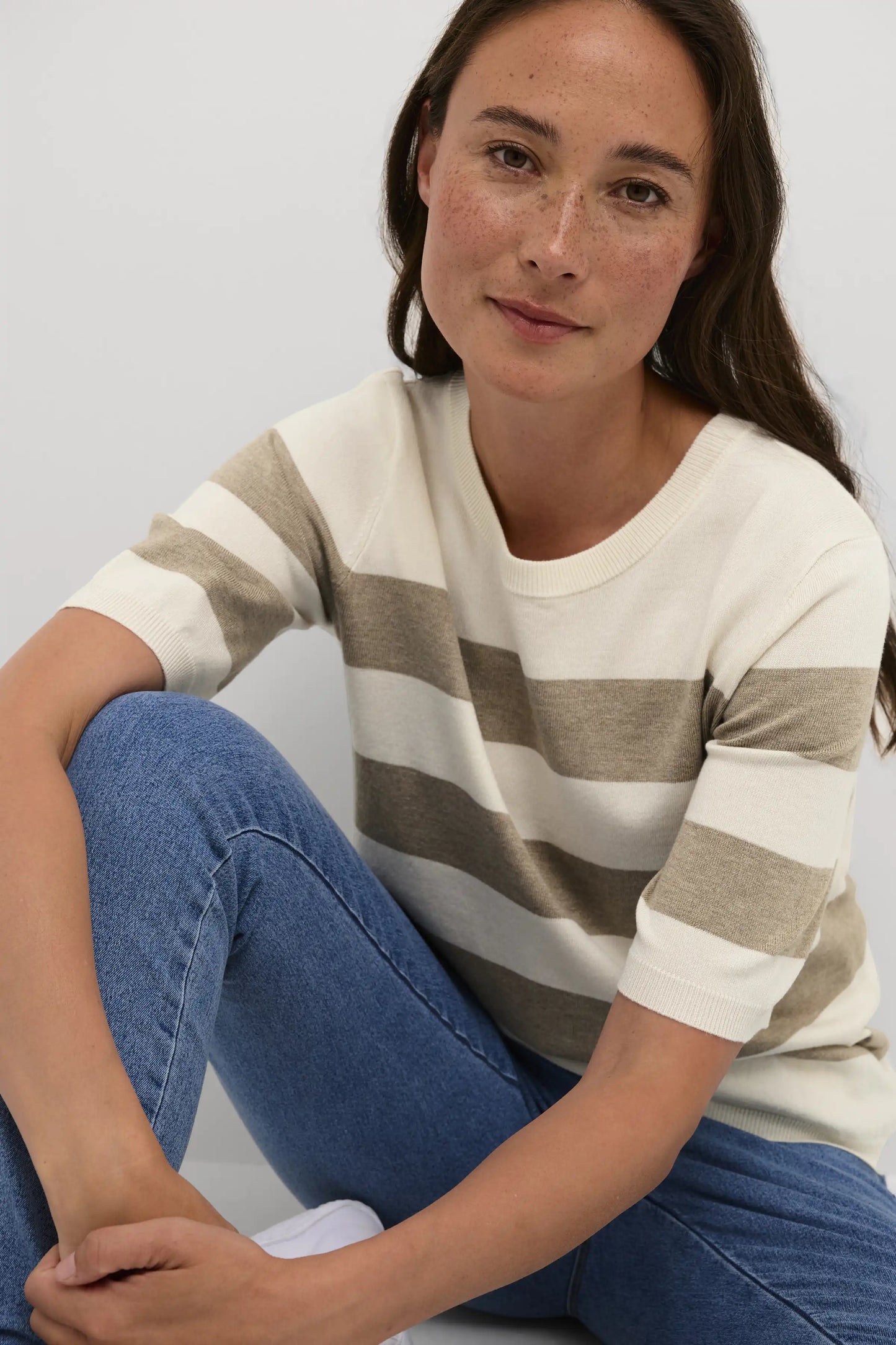 KAFFE Kurzarmpullover KAlizza in der Farbe Chinchilla/Turtle