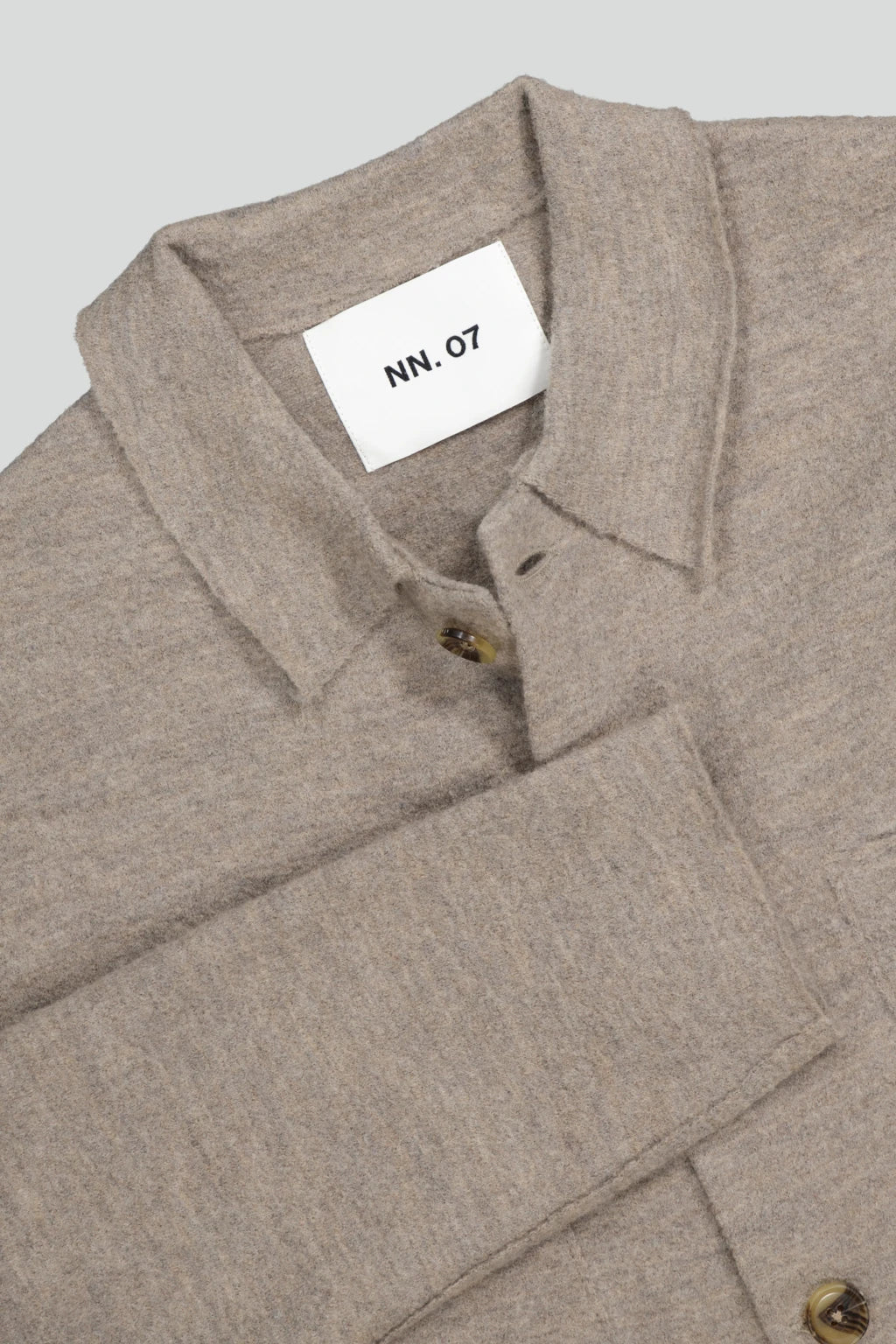 NN07 Hemdjacke Jonas in der Farbe Khaki Beige