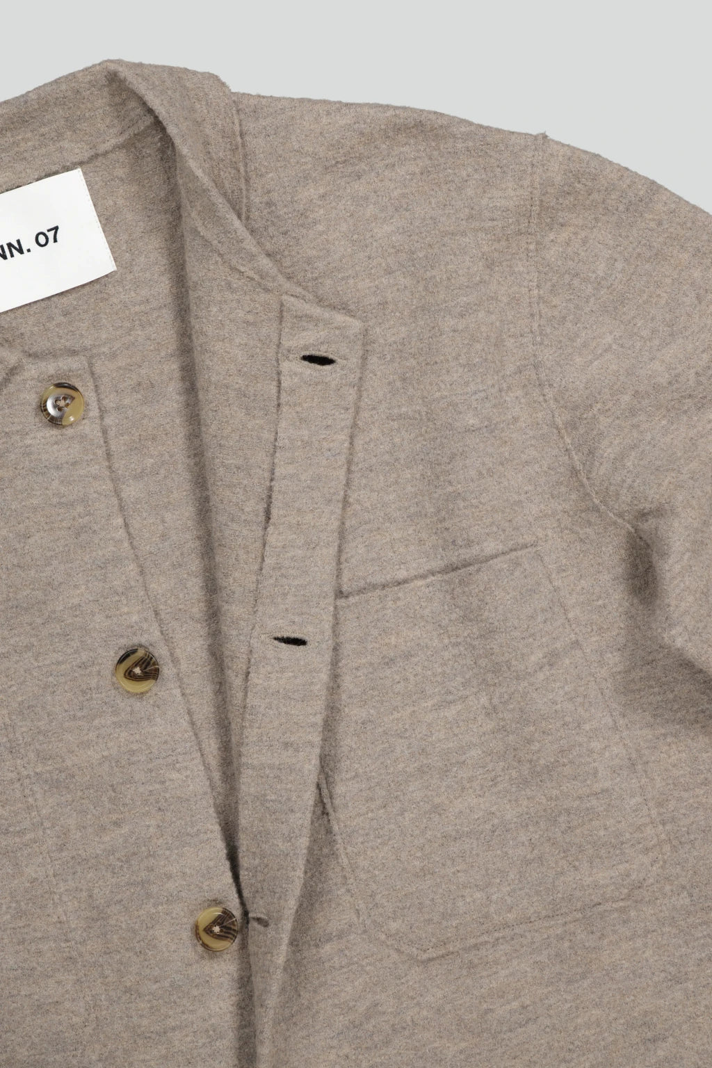 NN07 Hemdjacke Jonas in der Farbe Khaki Beige
