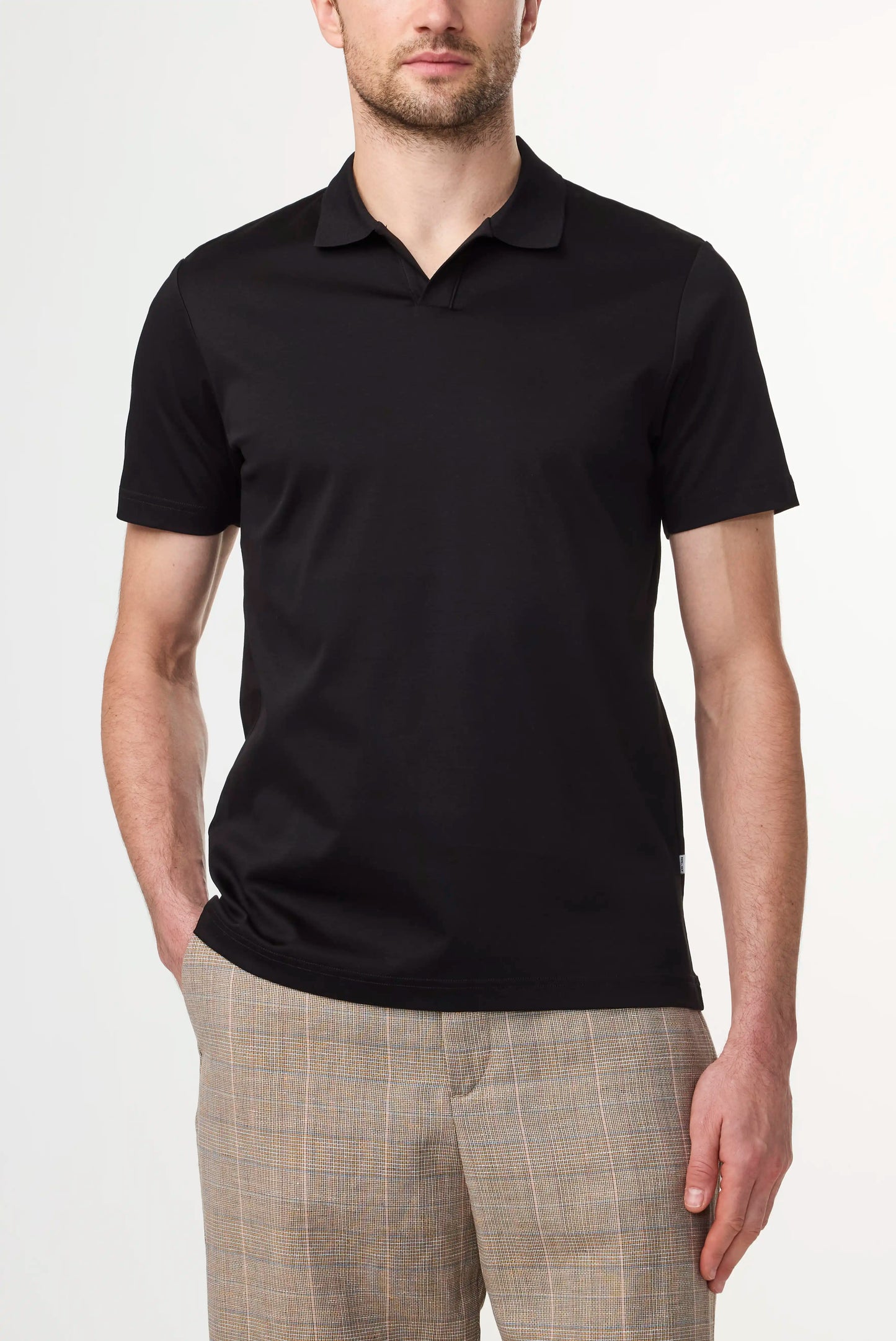 NN. 07 Hemd Paul SS in der Farbe Schwarz