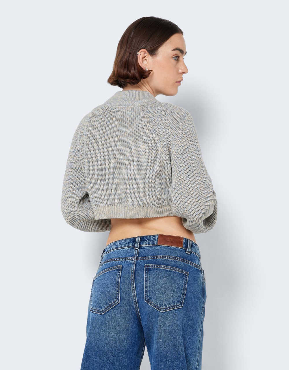 Noisy May Pullover