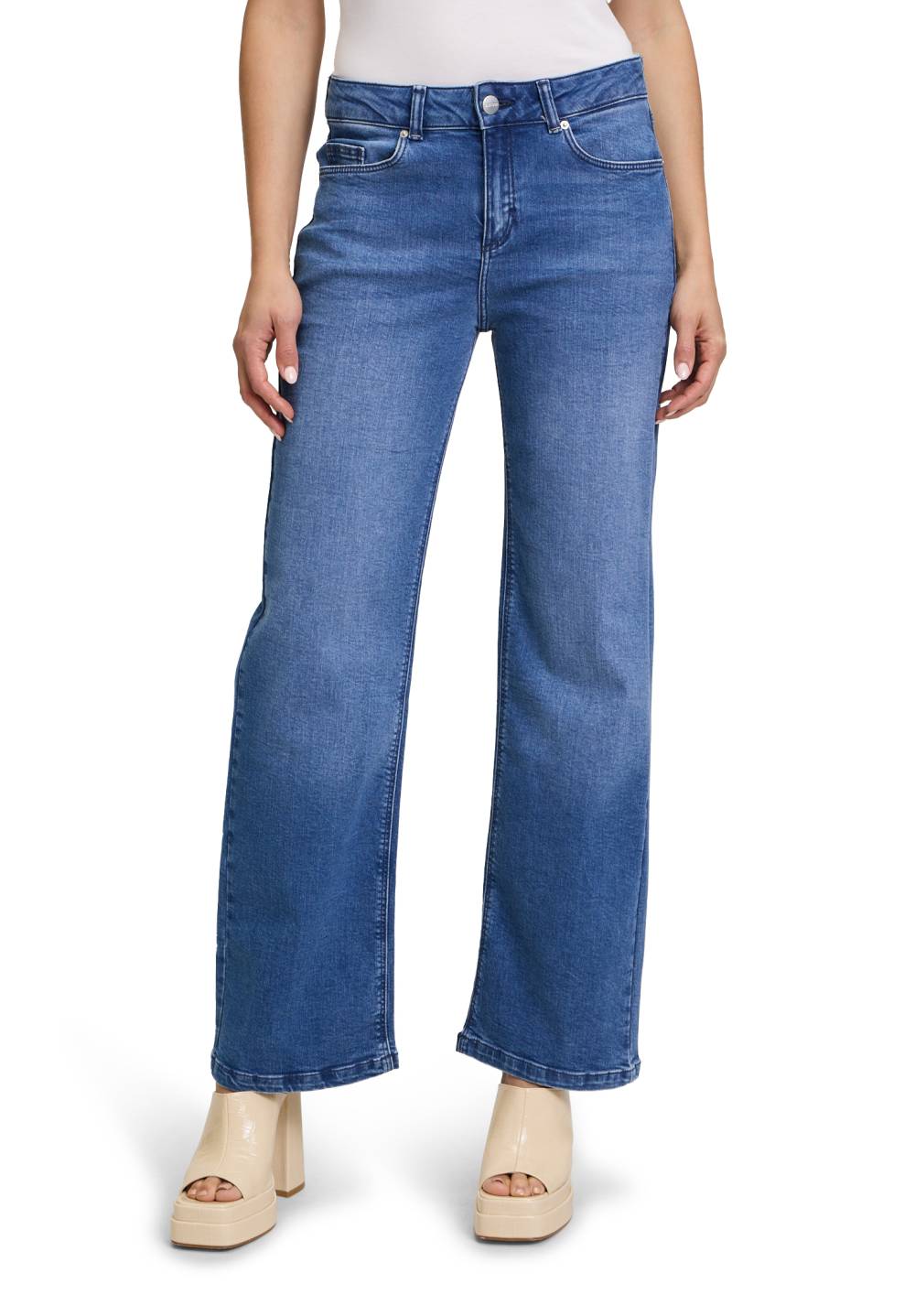 Cartoon Jeans