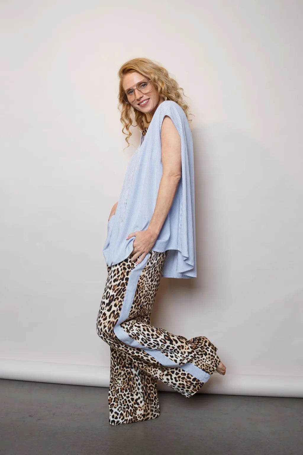Emily Van Den Bergh Hose Leo