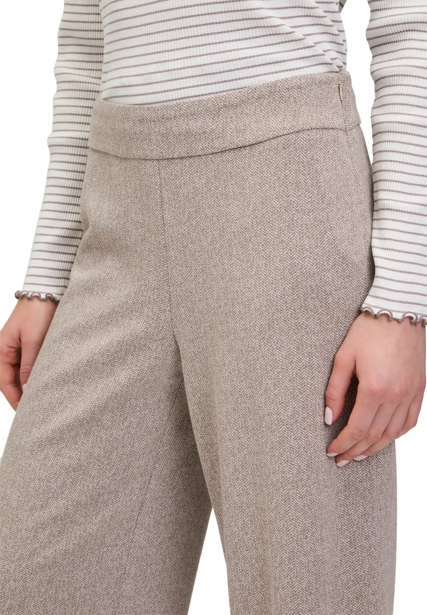 Cartoon Hose Braun 9873