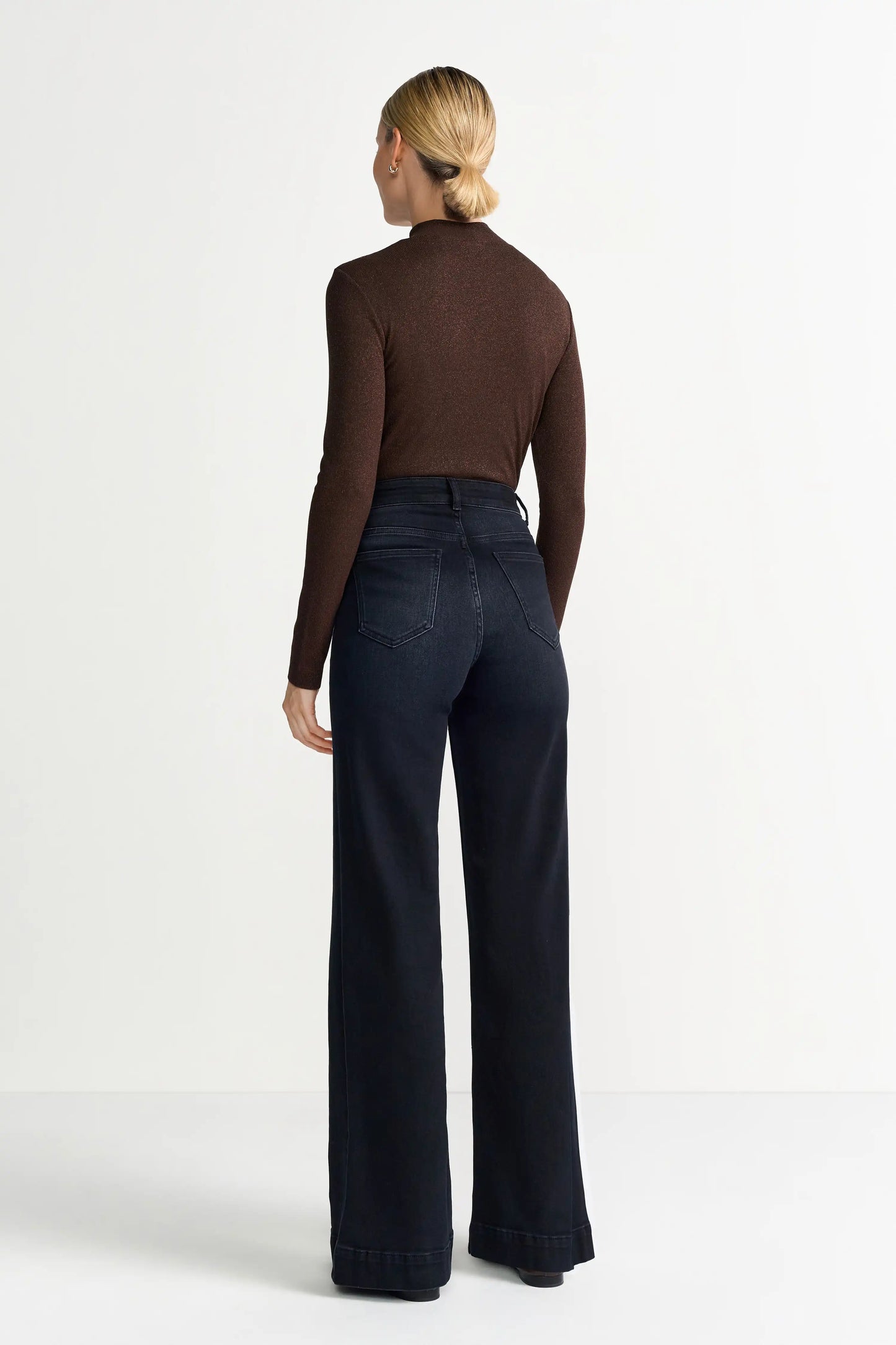Rich & Royal Longsleeve Dark Chocolate