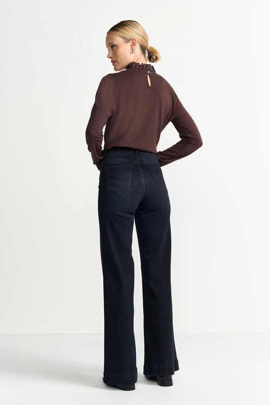 Rich and Royal Longsleeve in der Farbe Dark Chocolate