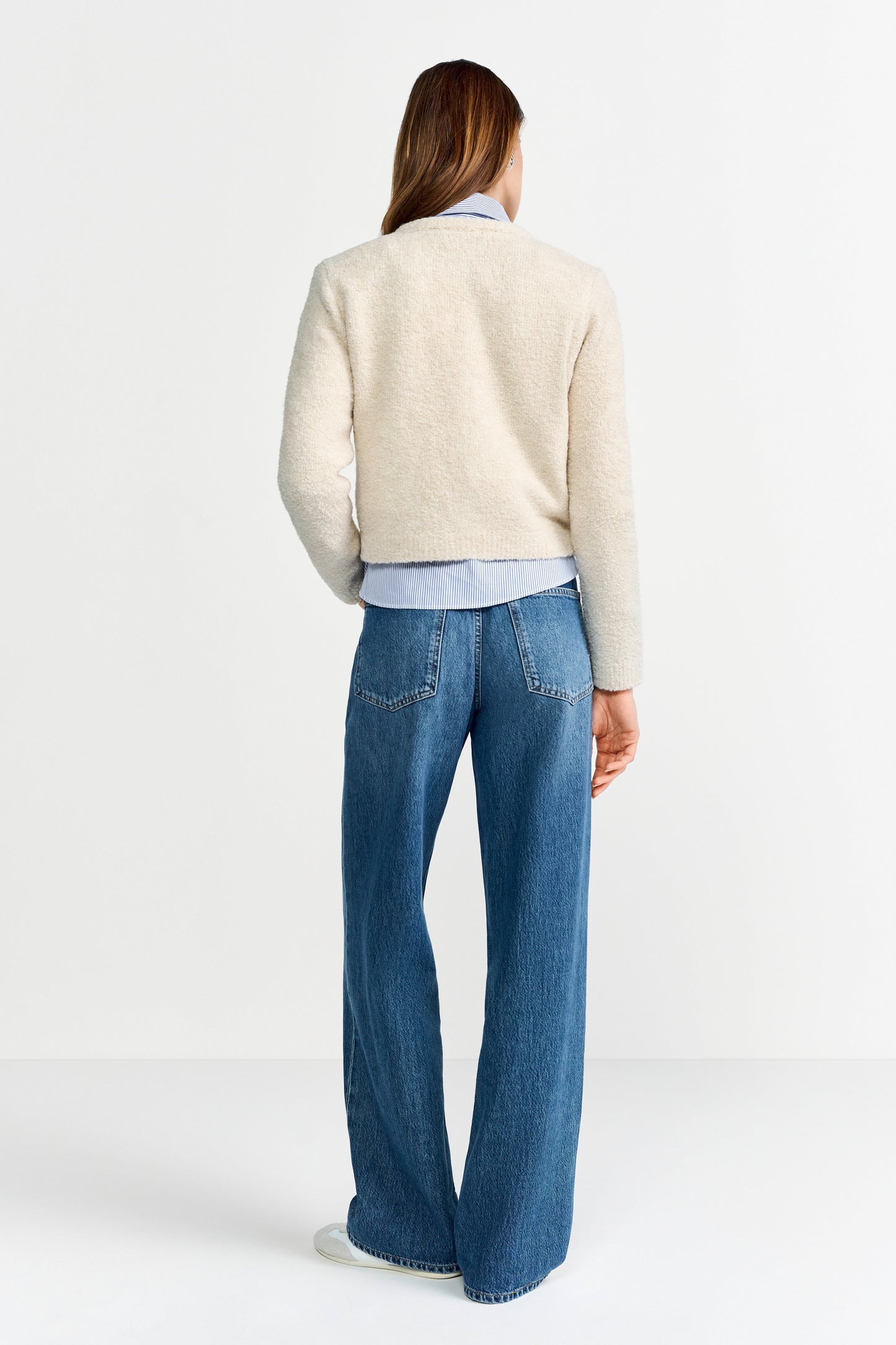 Rich & Royal Crew-Neck Cardigan Boucle in der Farbe Caffee latte