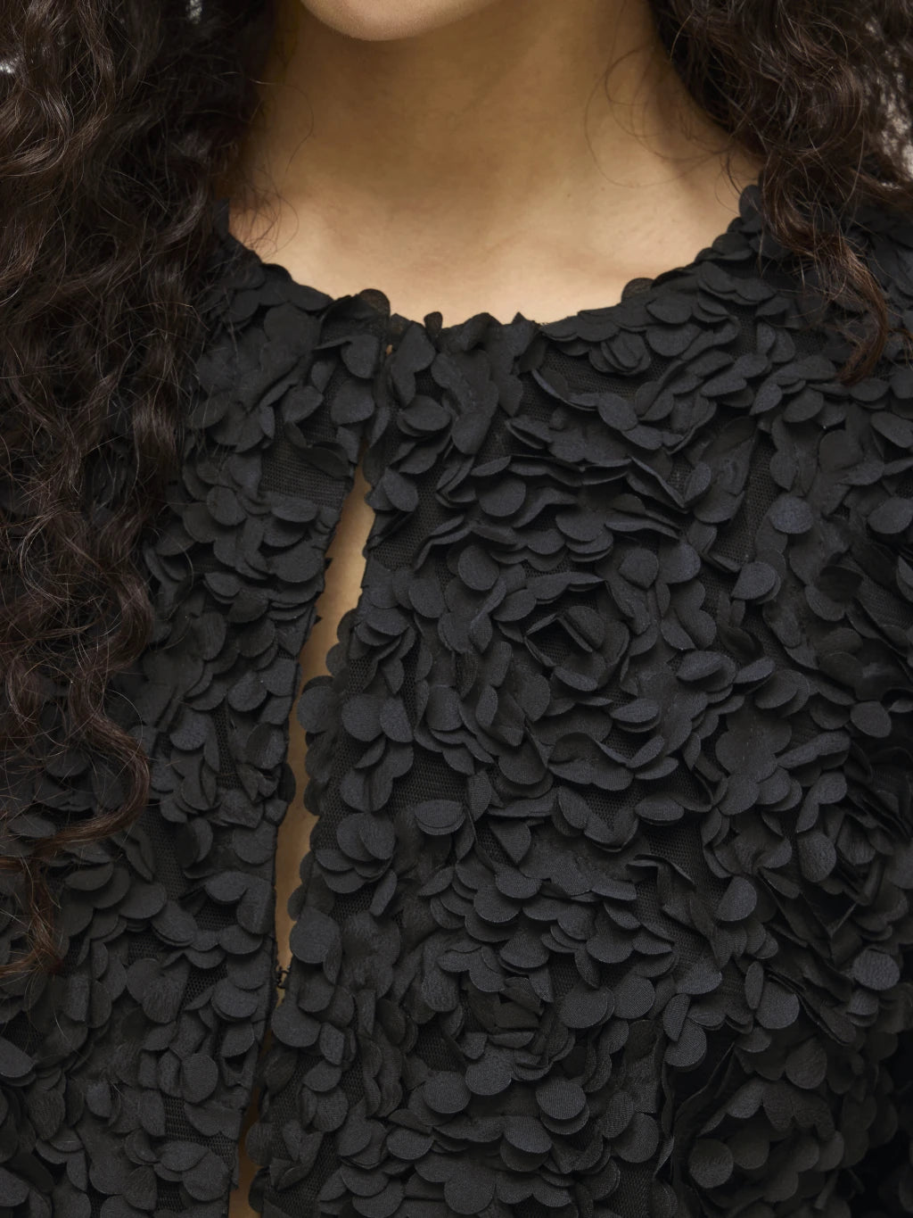 Vila Cardigan Virosie in der Farbe Black Beauty