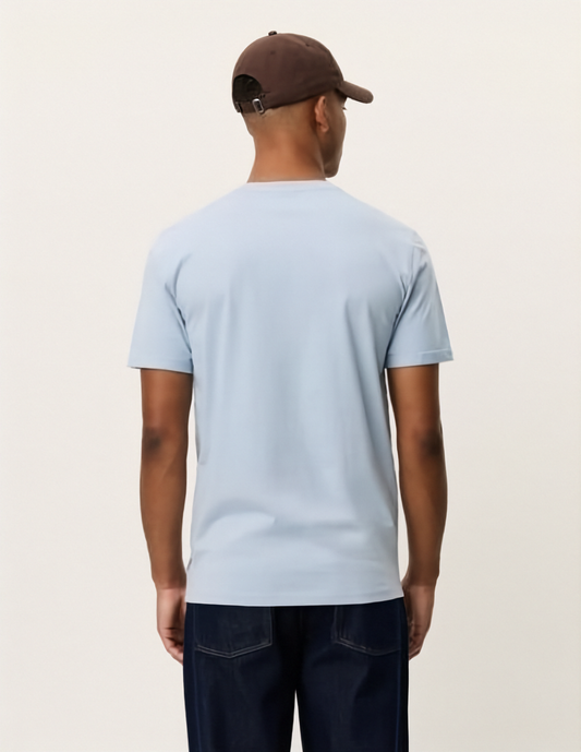 Les Deux Norregaard Contrast T-Shirt in der Farbe BLUE FOG