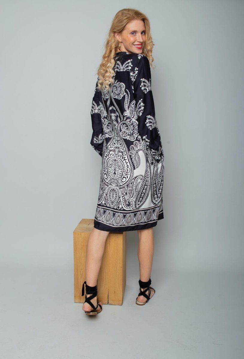 Emily Van Den Bergh Kleid in der Farbe black white ornament