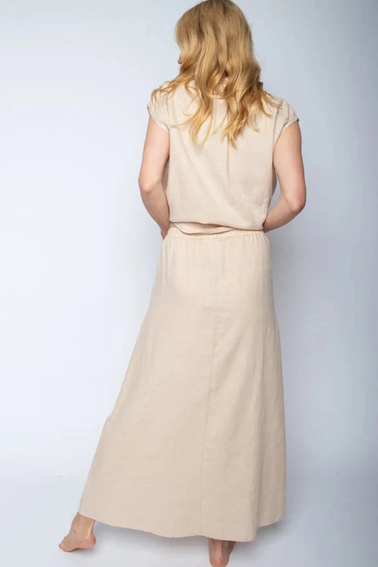 Emily Van Den Bergh Rock Sand