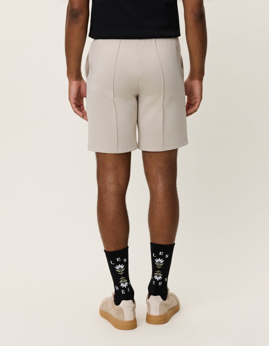 Les Deux Ballier Crew Track Shorts in der Farbe Light Sand