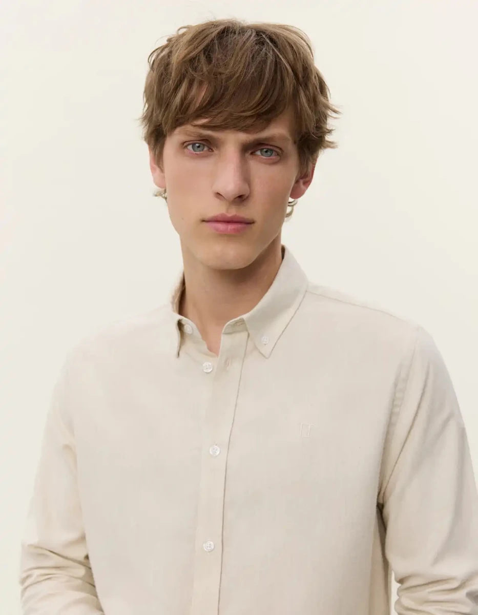 Les Deux Hemd Desert Reg in der Farbe Ivory