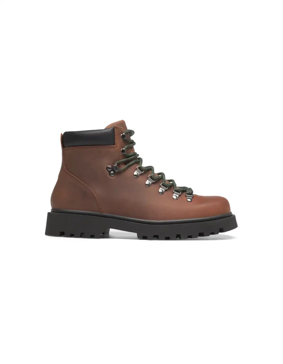Les Deux Schnürstiefel in der Farbe Braun