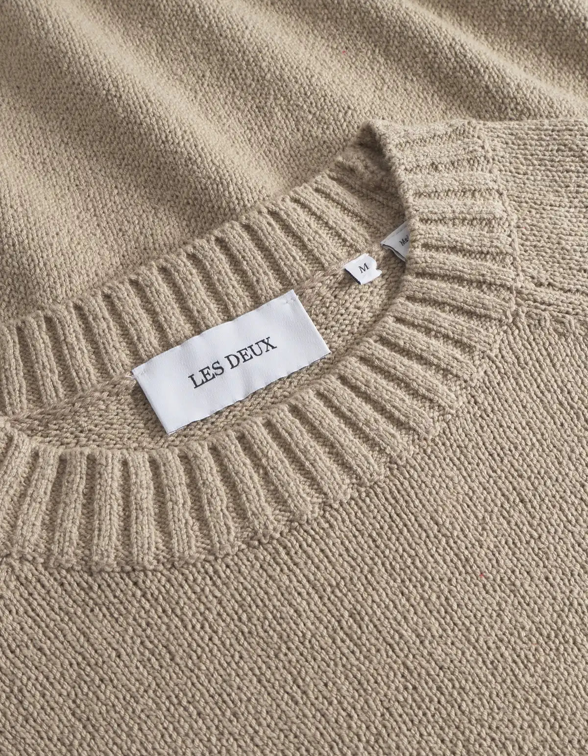 Les Deux Pullover Brad in der Farbe Dark Sand