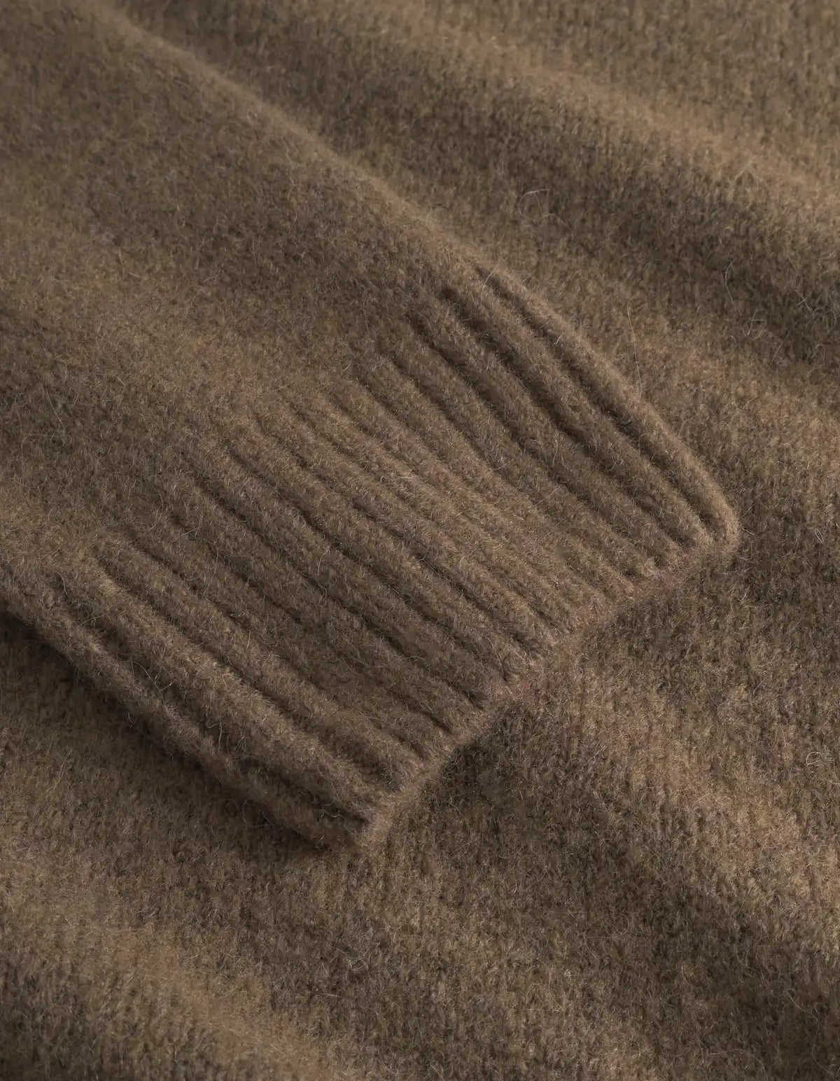 Les Deux Pullover Gilbert in der Farbe Teak Brown