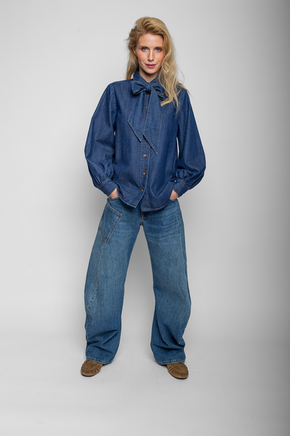 Emily Van Den Bergh Damenbluse in der Farbe Denim