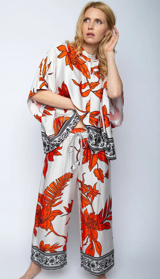 Emily Van Den Bergh Hose Orange Black Flower