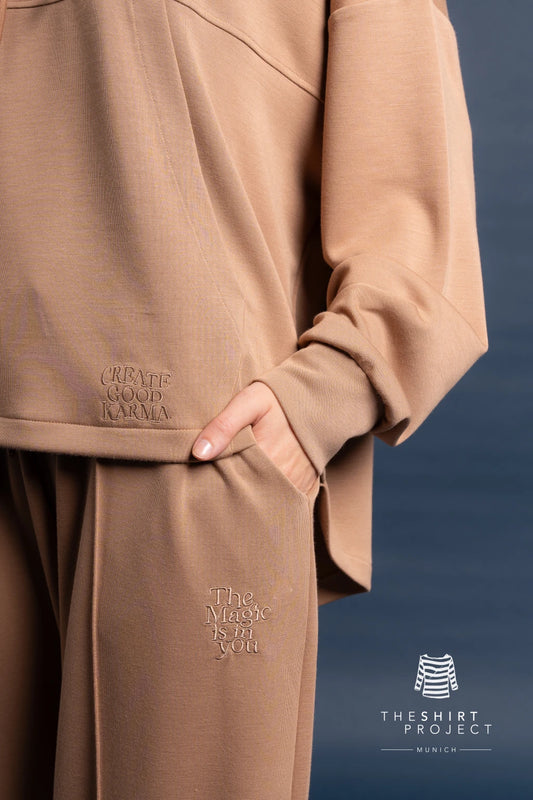The Shirt Project Hoodie in der Farbe Camel