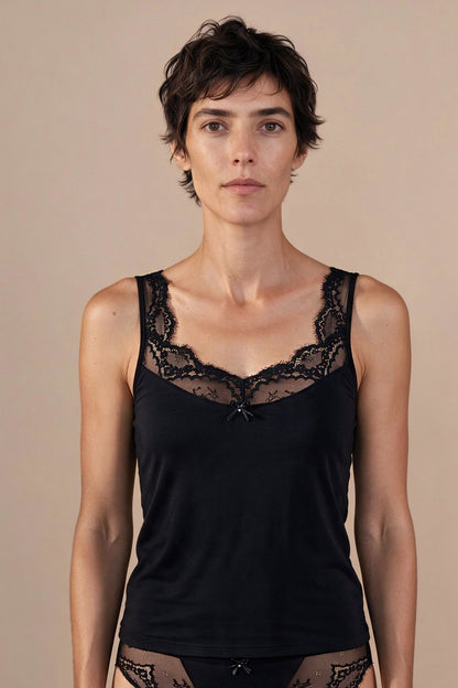 Nina von C. Achseltop Schwarz