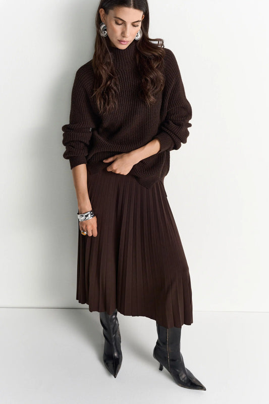 Rich and Royal Plisee Skirt Recycled Dark Chocolate
