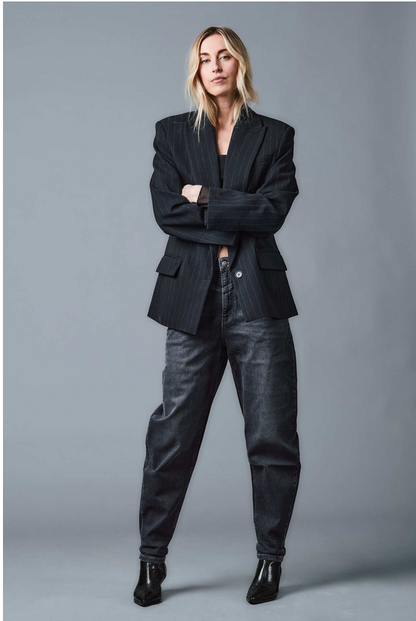 Five Fellas Damenhose Mom-Fit in der Farbe Knight Vibe