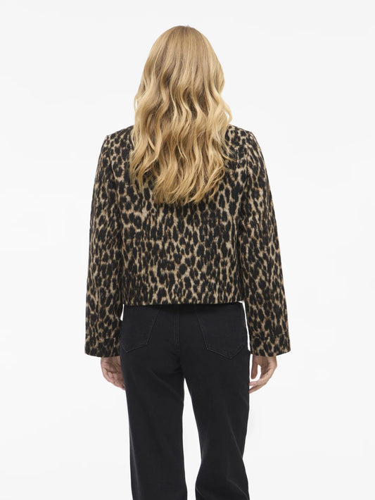 Vila Jacke Vijuice in der Farbe Black Beauty Leopard