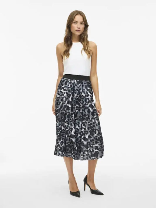 Vila Vinitban Midi Skirt in der Farbe Camouflage Glacier Gray