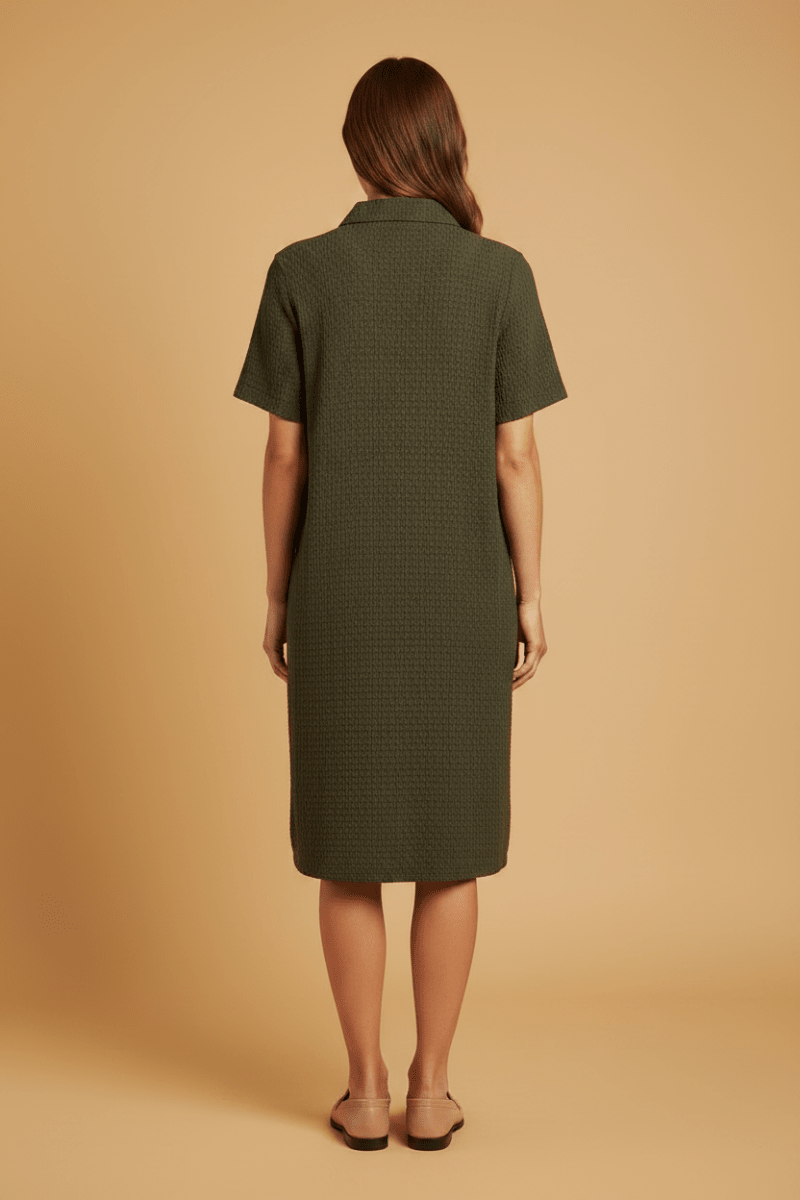 Cartoon Kleid kurz 1/2 Arm Oliv
