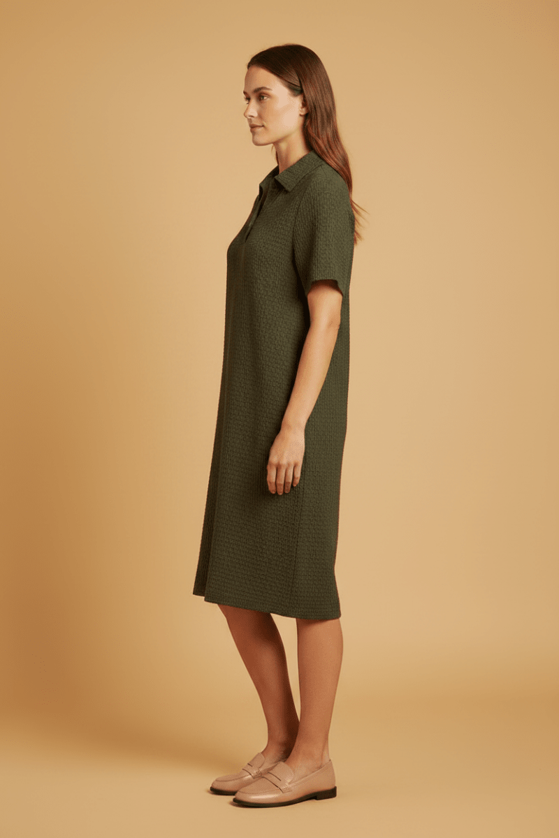 Cartoon Kleid kurz 1/2 Arm Oliv