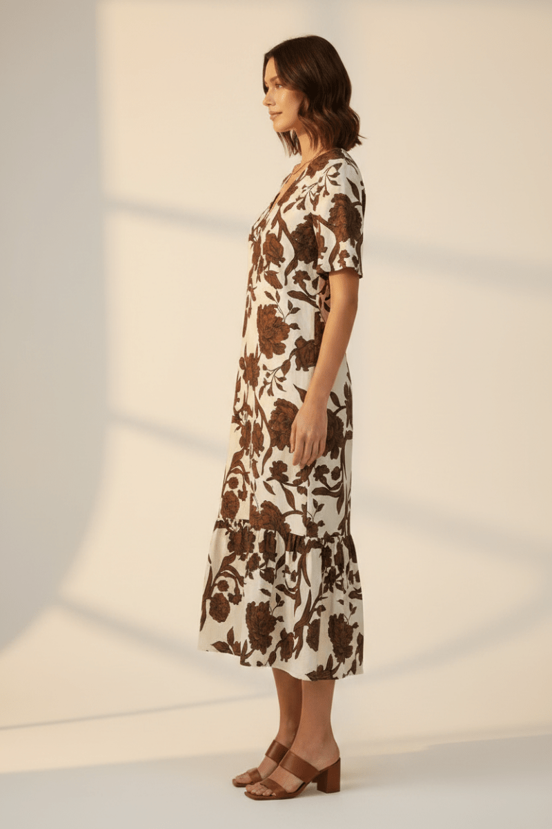 Cartoon Kleid Lang 1/2 Arm in der Farbe Beige