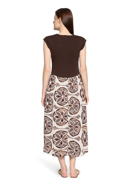 Cartoon Kleid Lang in der Farbe Braun