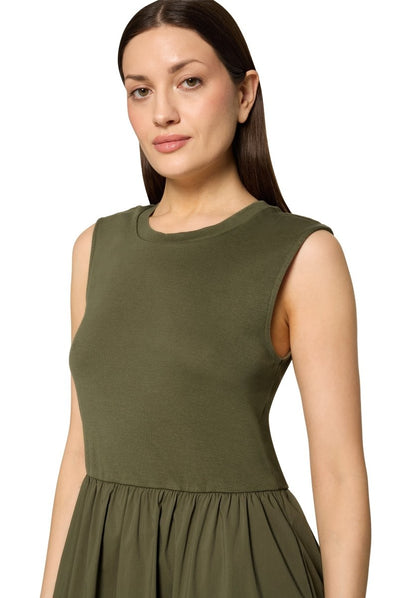 Cartoon Kleid Lang ohne Arm