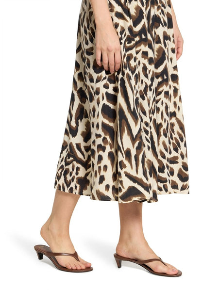 Cartoon Rock Lang Casual Animal Print