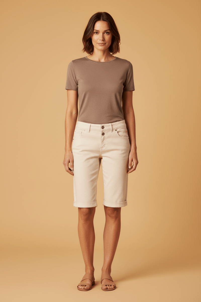 Cartoon Shorts Jeans in der Farbe Beige