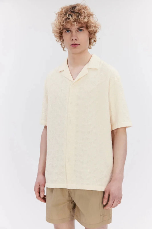 Elvine Hemd Favian in der Farbe Faded Yellow