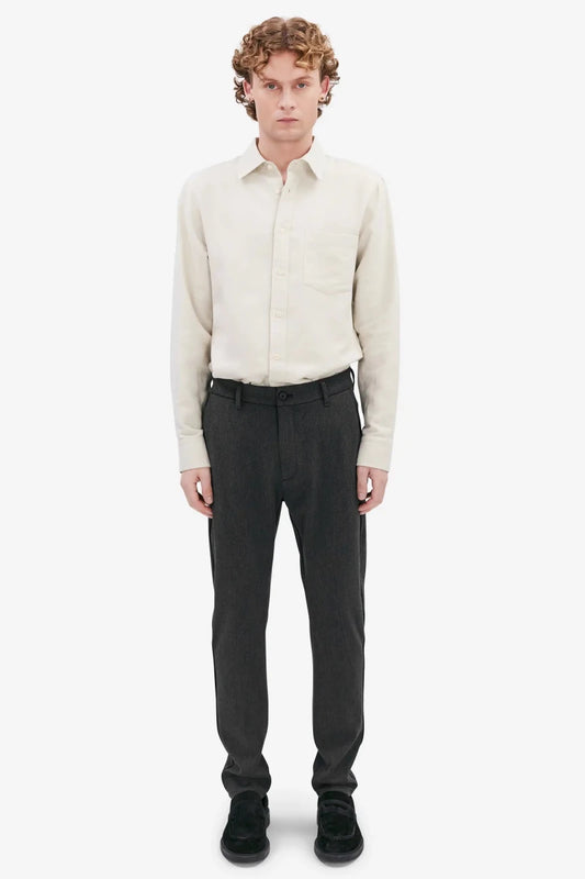 Elvine Hose Crimson in der Farbe Anthrazit