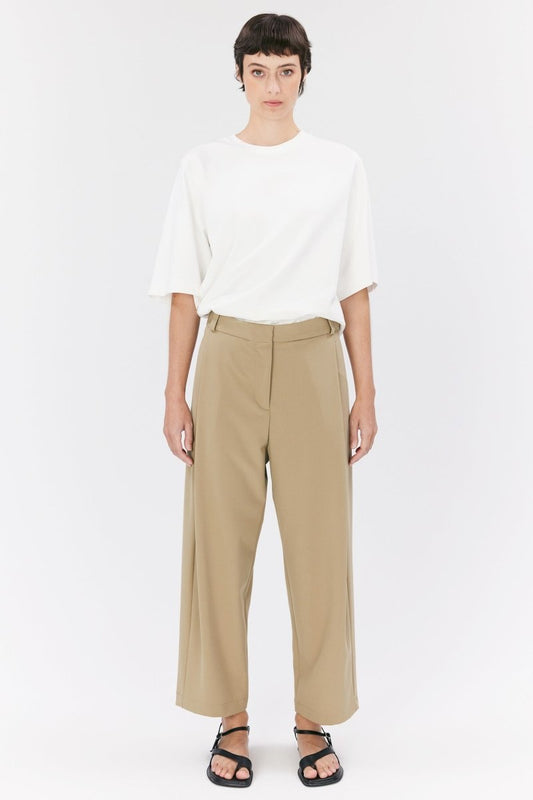 Elvine Hose SANDI LIGHT in der Farbe DARK SAND 1