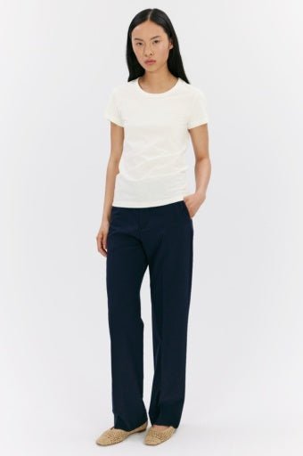 Elvine T-Shirt REGAN in der Farbe VANILLA WHITE