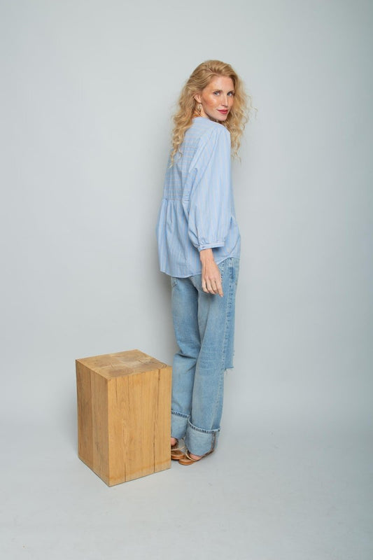 Emily Van Den Bergh Damenbluse in der Farbe bleu sand stripe