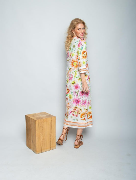 Emily Van Den Bergh Damenkleid in der Farbe white multi flowers