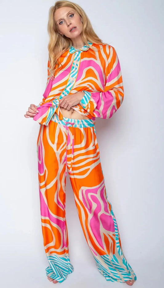 Emily Van Den Bergh Hose Orange Pink Border