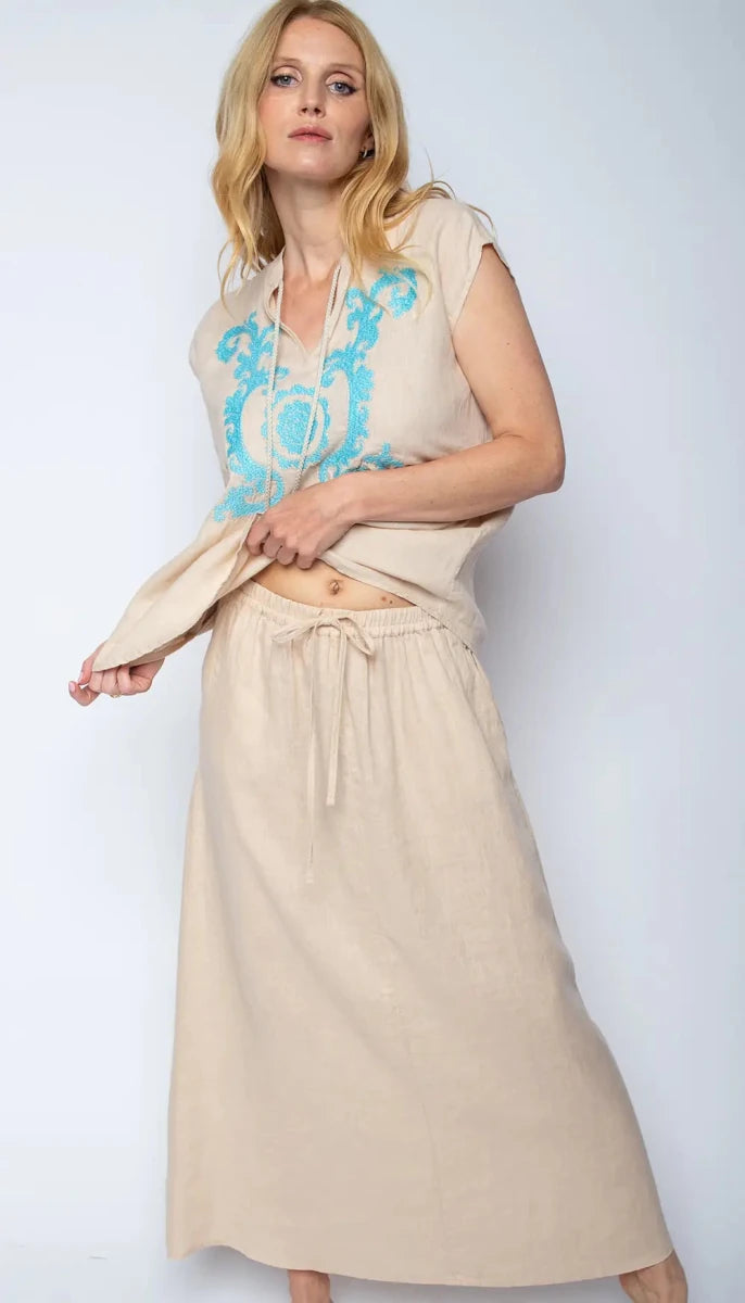 Emily Van Den Bergh Rock Sand