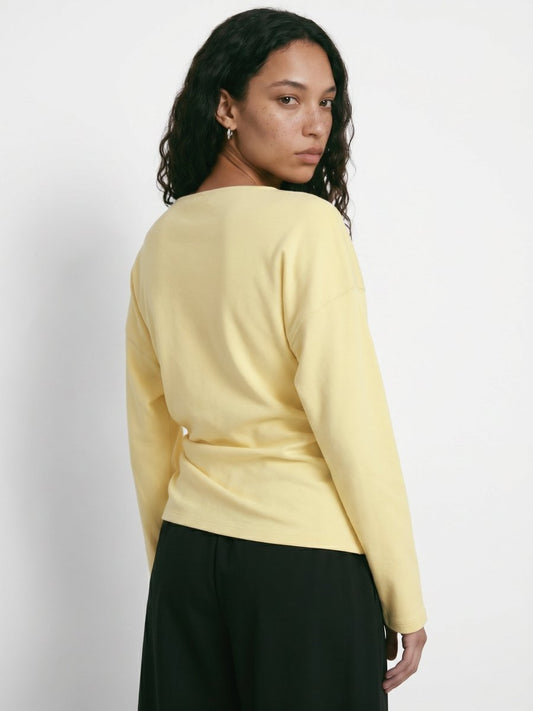 Hypedrop Longsleeve-Top Hdyuri Draped in Anise Flower