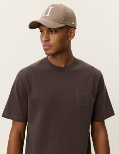 Les Deux Ben Goods T-Shirt in der Farbe TURKISH COFFEE BROWN