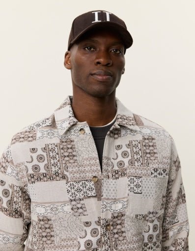 Les Deux Layton Patchwork Jacquard Overshirt in der Farbe LIGHT SAND