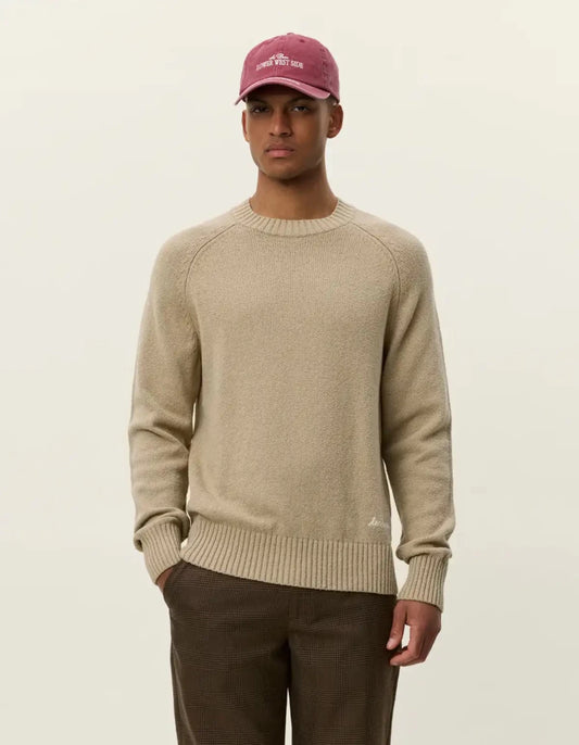 Les Deux Pullover Brad in der Farbe Dark Sand