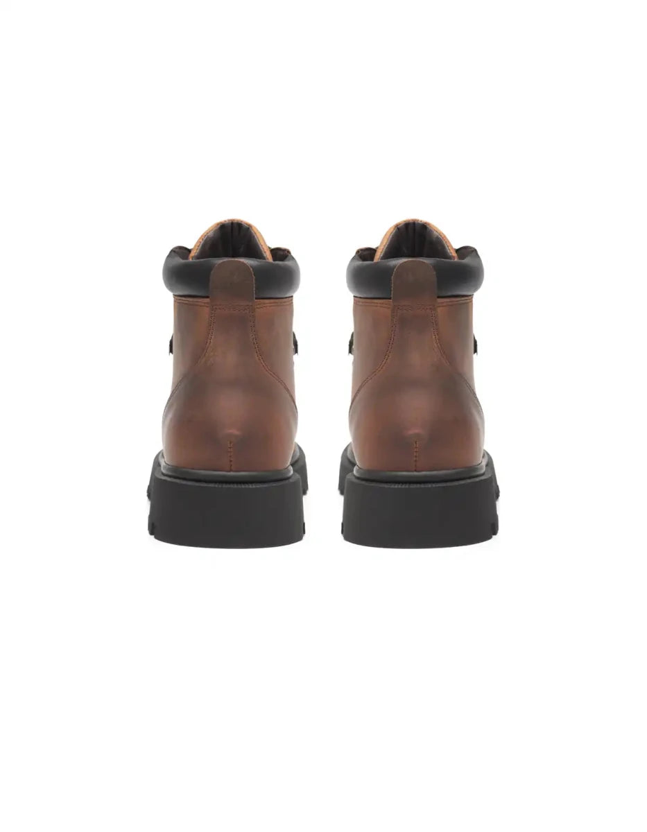 Les Deux Schnürstiefel in der Farbe Braun