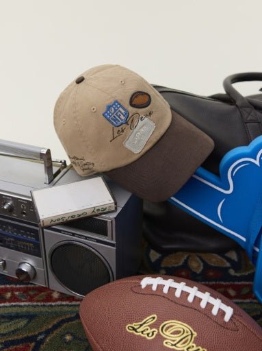 Les Deux x NFL Suede Contrast Visor Prairie Sand – Herren Cap