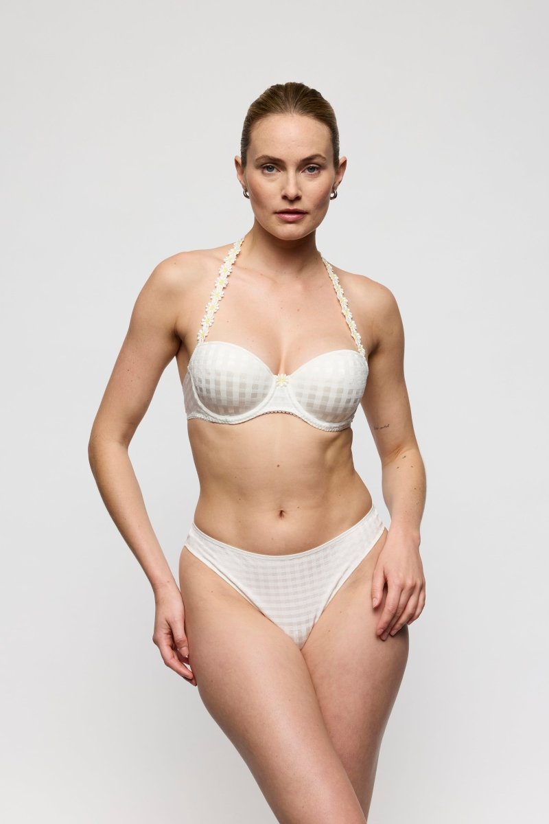 Marie Jo String AVERO in der Farbe Ivory Petal